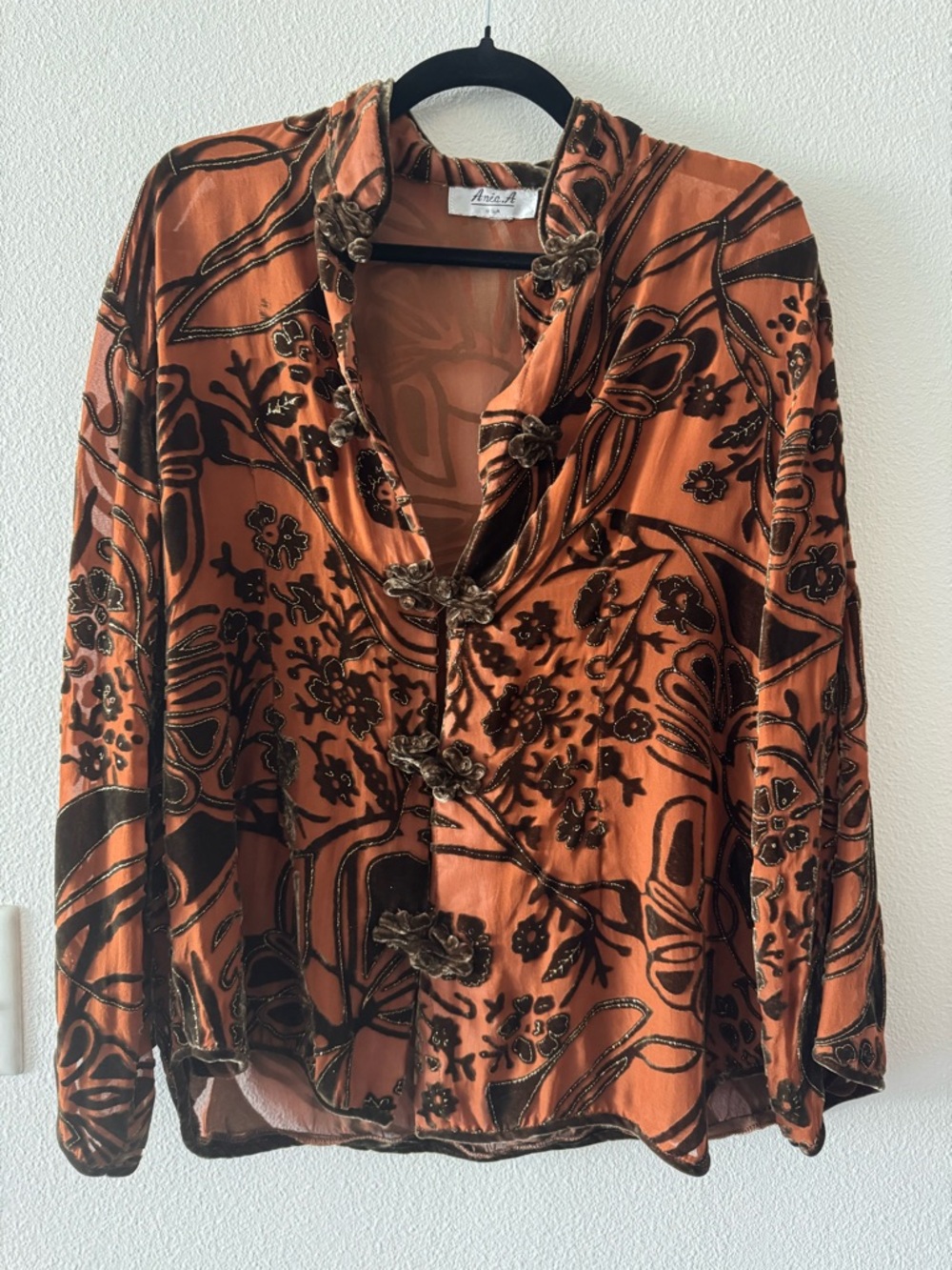 Vintage Floral Velvet Button-Front Women's Blouse